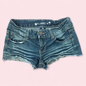 Y2K Denim Low Rise Distressed Daisy Dukes Booty Shorts ~ Size 5